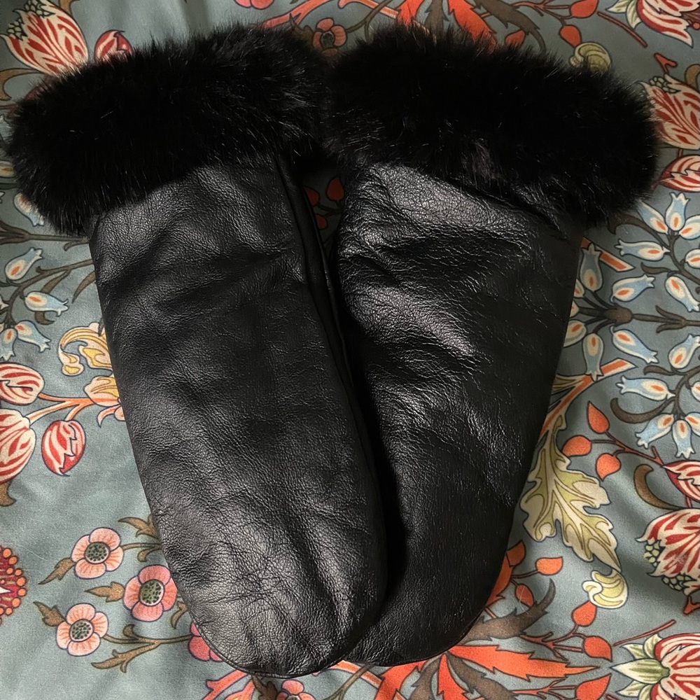 Kate & Leo Black Leather Faux Fur Trim Mittens Size S/M